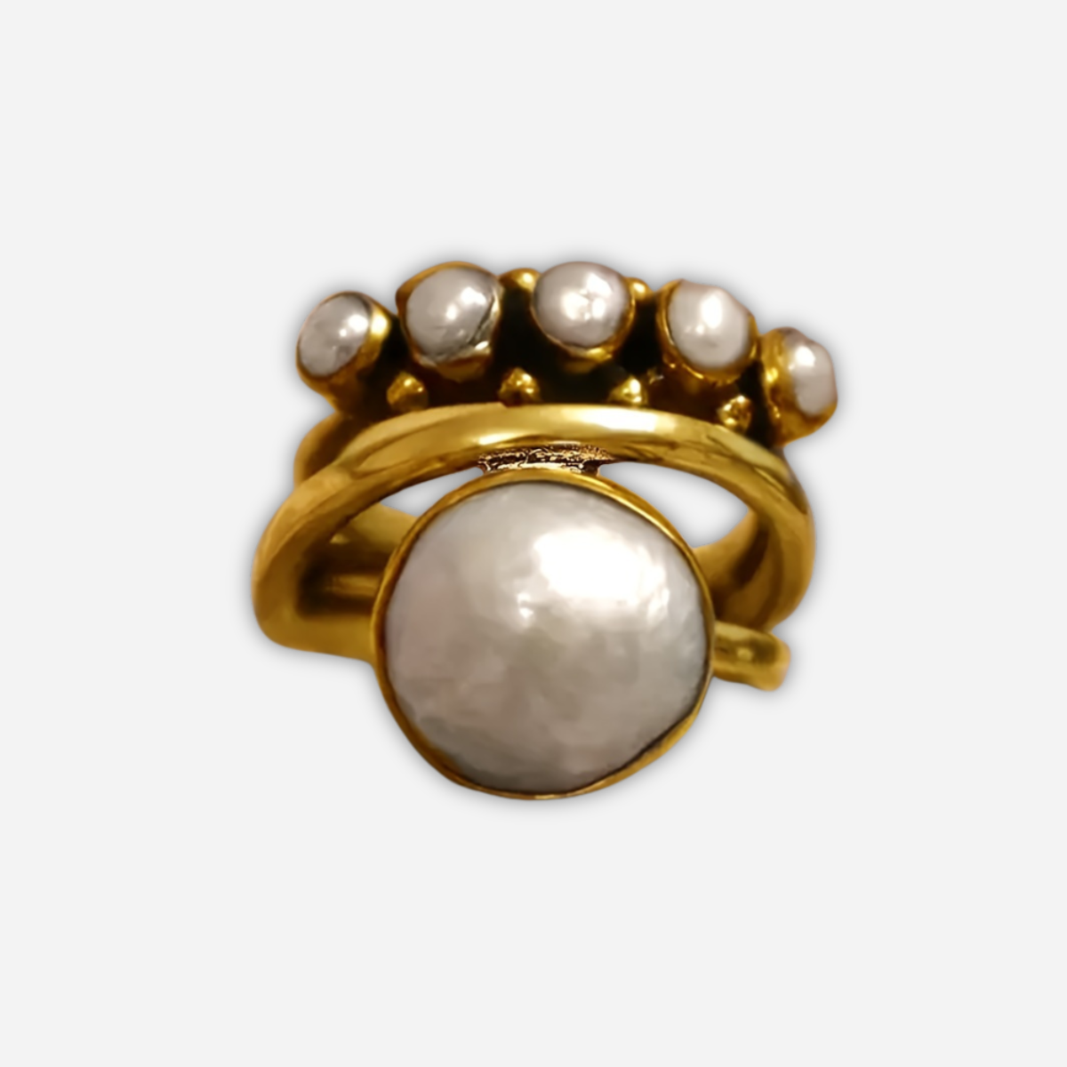 Vintage Ring med Künstperle og Lagdelt Design