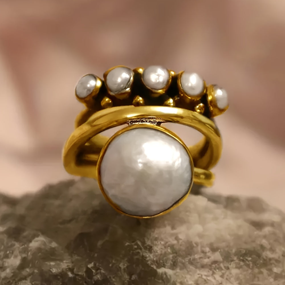 Vintage Ring med Künstperle og Lagdelt Design
