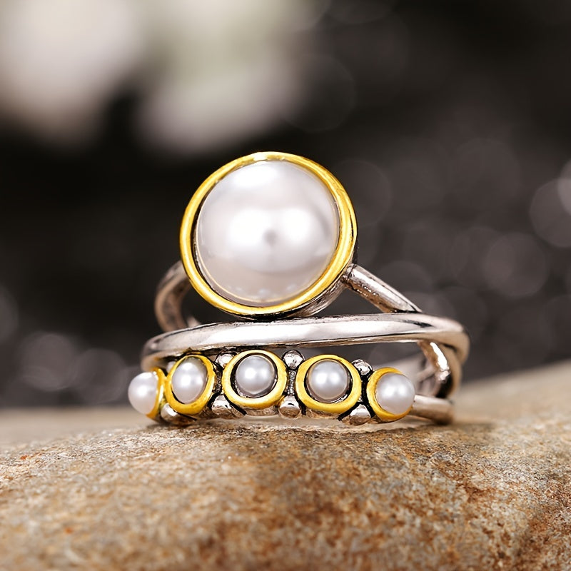 Vintage Ring med Künstperle og Lagdelt Design
