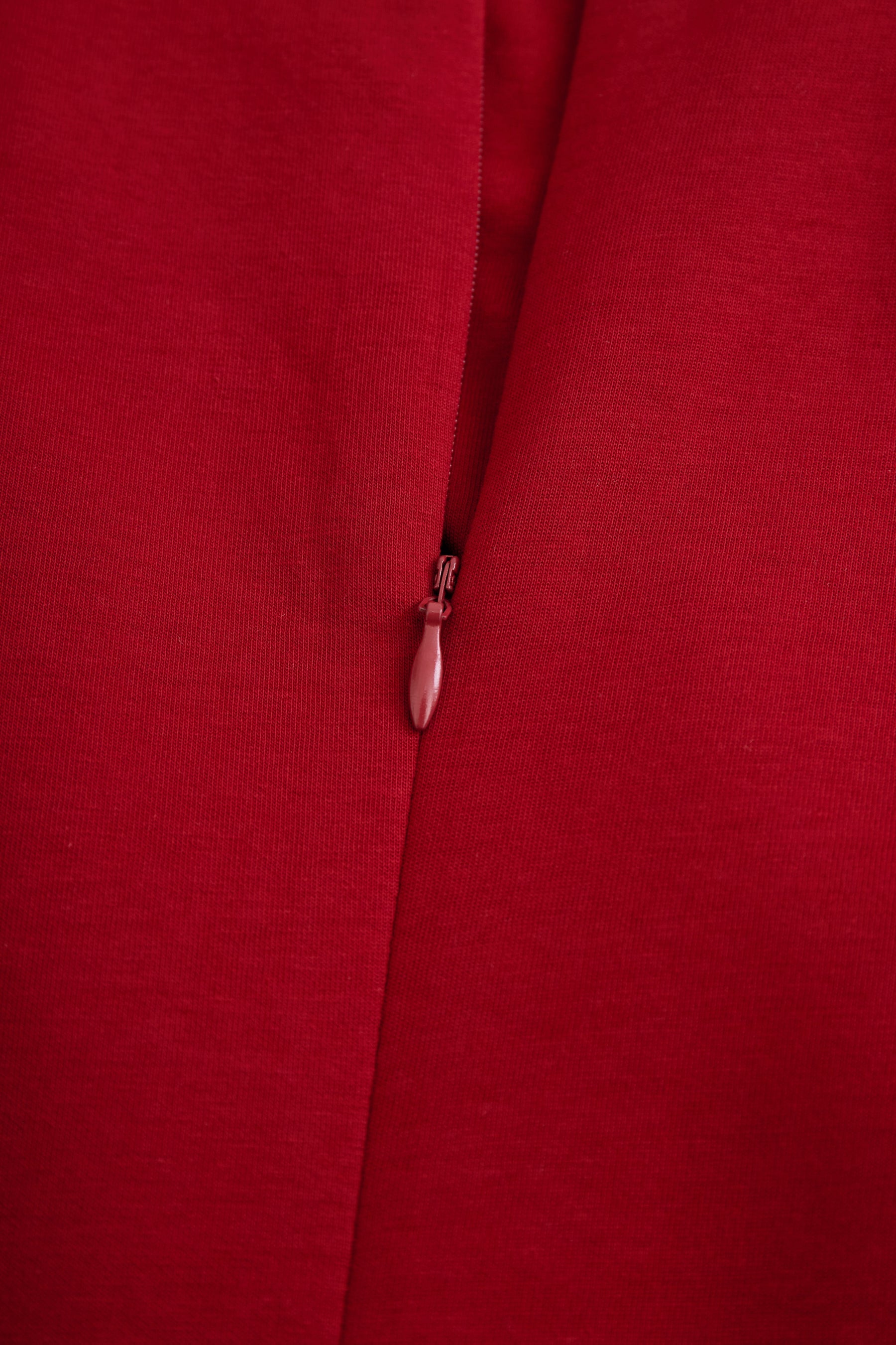 Ruby | Burgundy Sleeveless Midi Dress