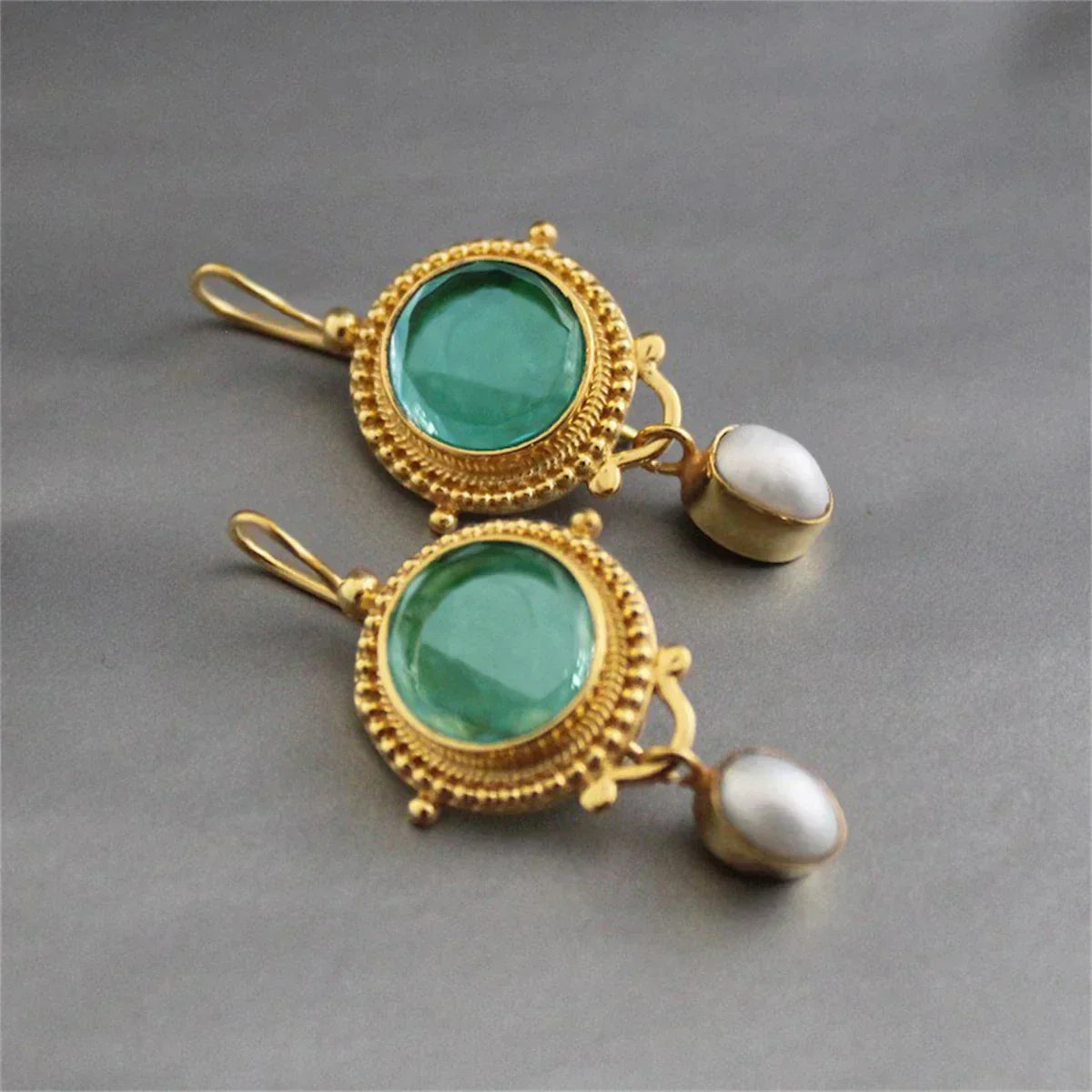 Retro Pearl Earrings