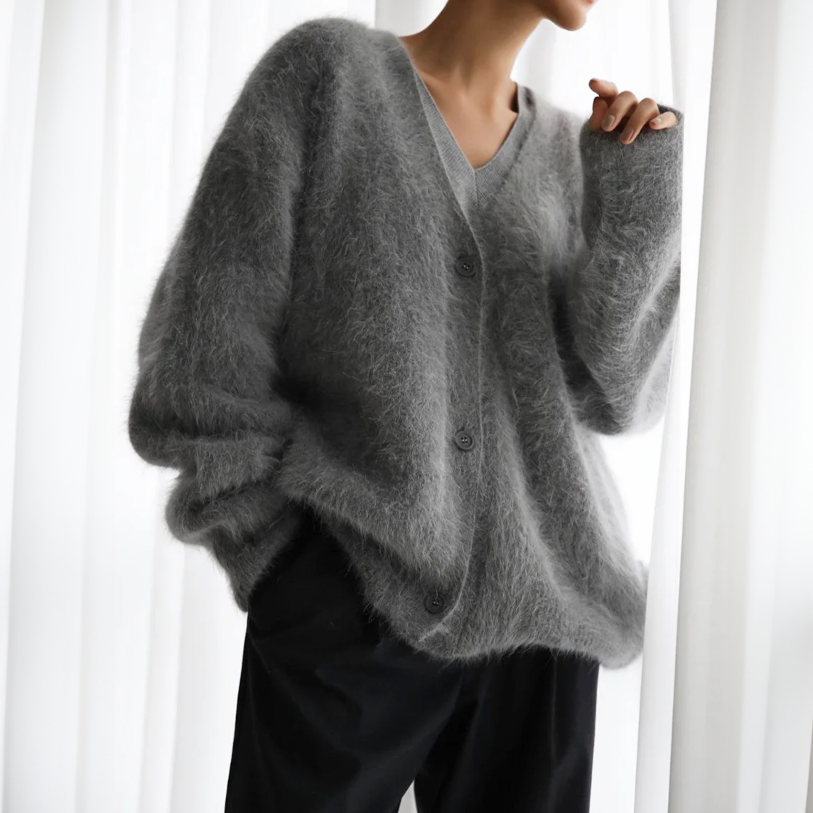 DHALIA | Elegancki kardigan w oversize'owym stylu