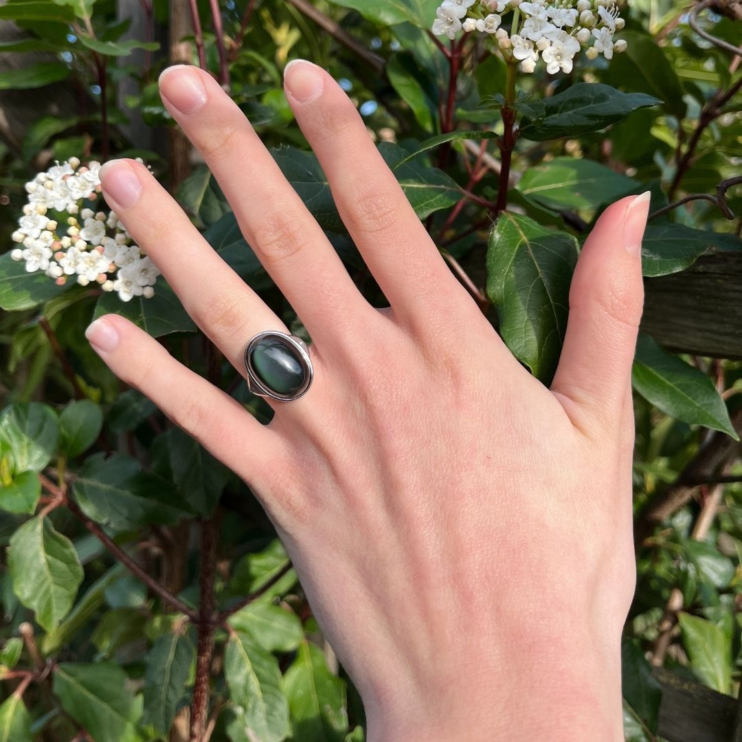Justérbar Ring 'Sjælens Helingsproces' i Obsidian Heaven's Eye med Sølv