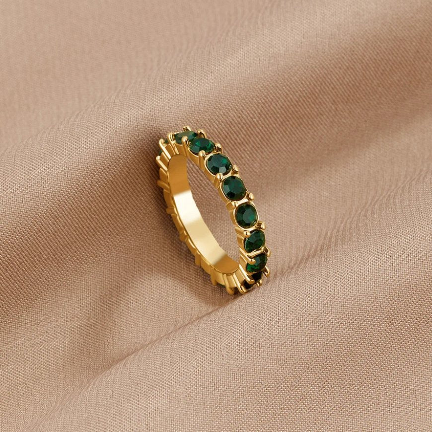 18K Emerald Beauty Crystal Ring