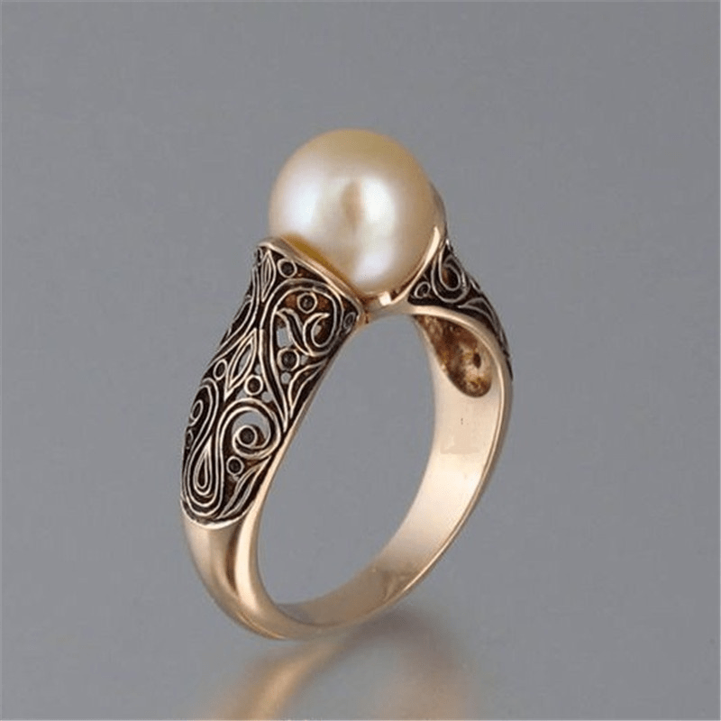 Pearl Shine Gold Ring