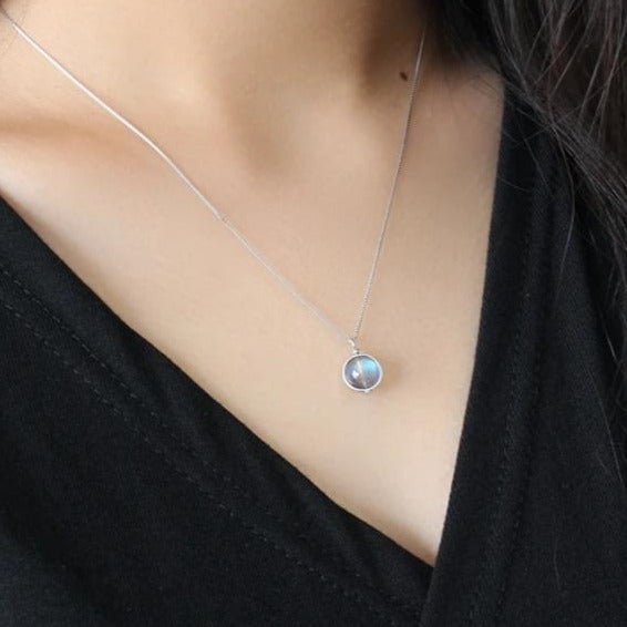 Halsband 'Fin Pärla' i Labradorit